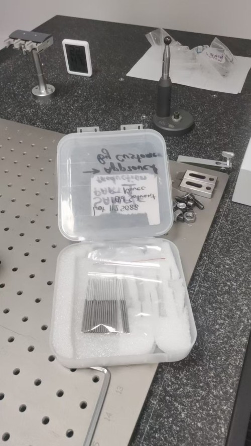 Chinese low price custom precision mini parts CNC machining small medical micro parts manufacturer